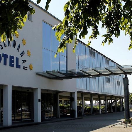 Hotel Schwanau Garni Екстер'єр фото