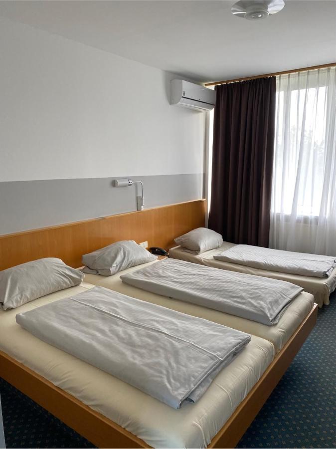 Hotel Schwanau Garni Екстер'єр фото